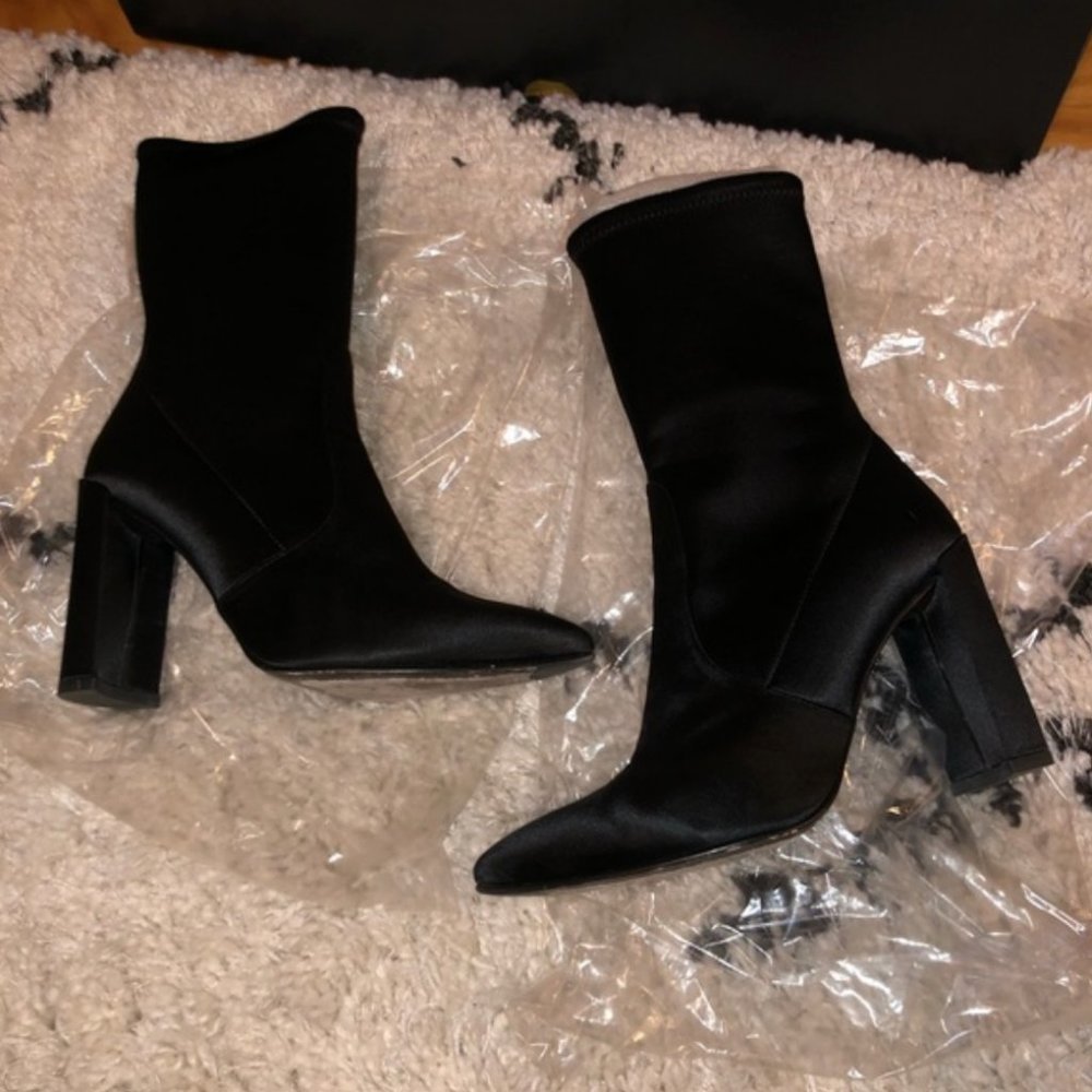 Stuart Weitzman Clinger Bootie Black Satin size 7